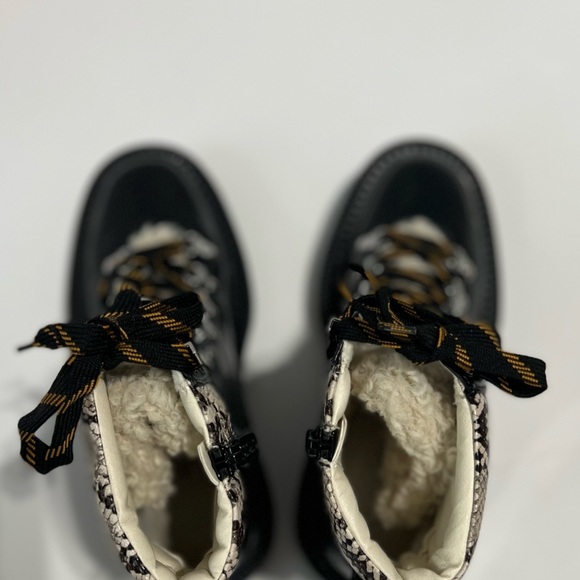 Circus by Sam Edelman Flora Lug Sole Black Furr Lace Up Ankle Boots Sz 6 - Picture 8 of 15